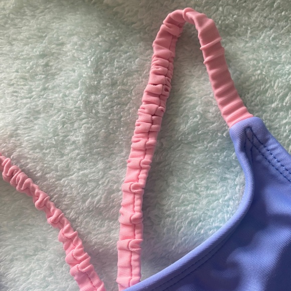 Swimsuit top - Picture 3 of 3